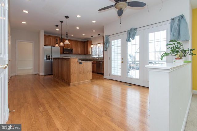 10817 MAPLECREST LN, Potomac, MD 20854