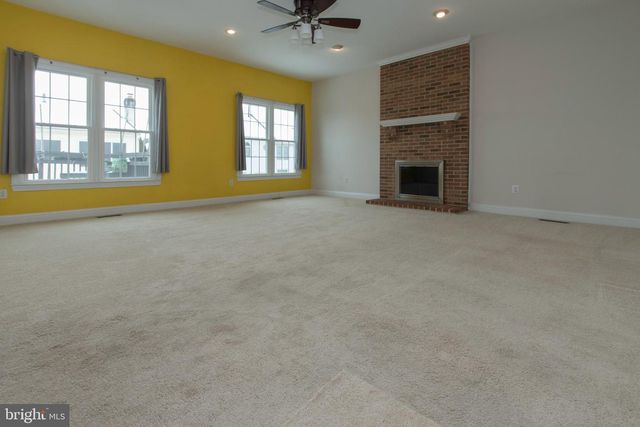 10817 MAPLECREST LN, Potomac, MD 20854