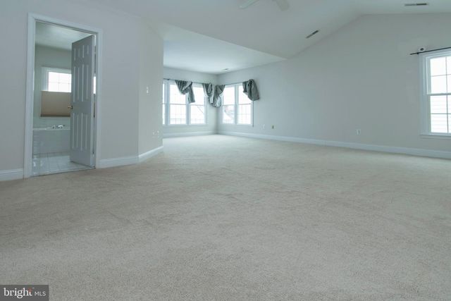 10817 MAPLECREST LN, Potomac, MD 20854