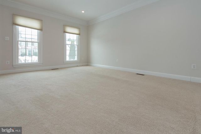 10817 MAPLECREST LN, Potomac, MD 20854