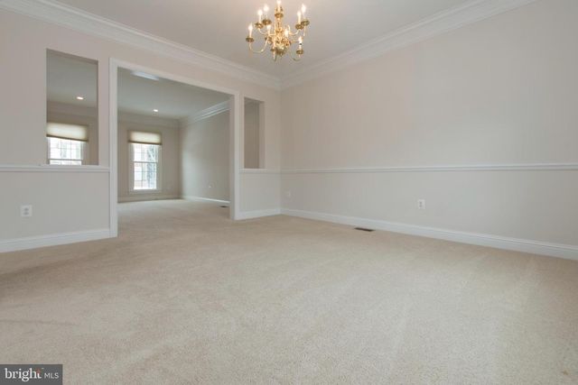 10817 MAPLECREST LN, Potomac, MD 20854