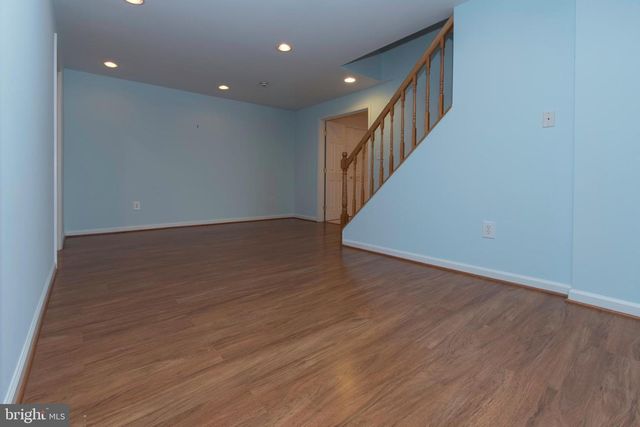 10817 MAPLECREST LN, Potomac, MD 20854