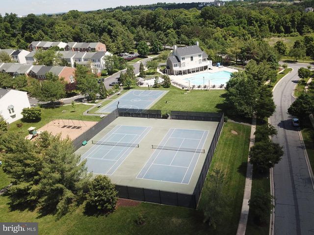 10817 MAPLECREST LN, Potomac, MD 20854