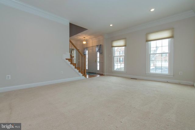 10817 MAPLECREST LN, Potomac, MD 20854