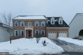 10817 MAPLECREST LN, Potomac, MD 20854
