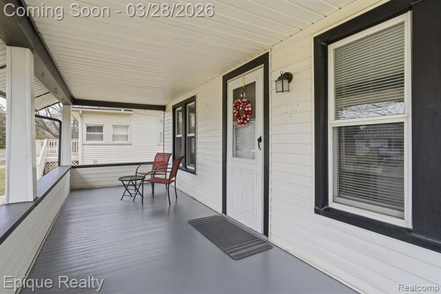 21416 Roosevelt Avenue, Farmington Hills, MI 48336
