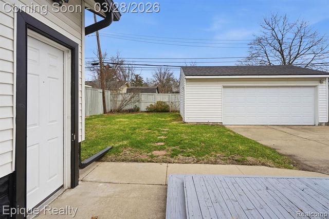 21416 Roosevelt Avenue, Farmington Hills, MI 48336