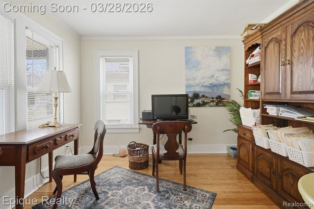 21416 Roosevelt Avenue, Farmington Hills, MI 48336