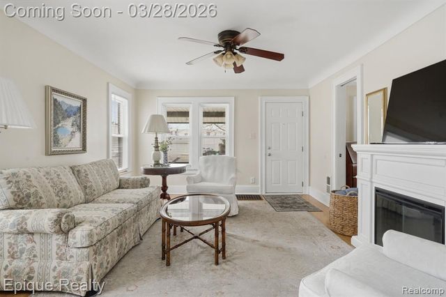 21416 Roosevelt Avenue, Farmington Hills, MI 48336