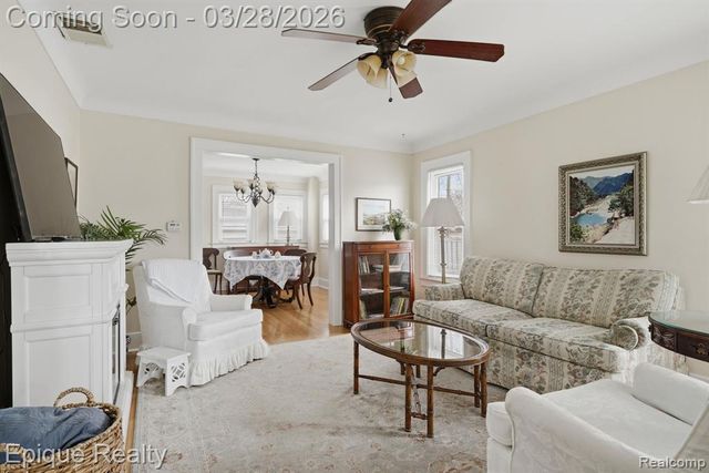 21416 Roosevelt Avenue, Farmington Hills, MI 48336