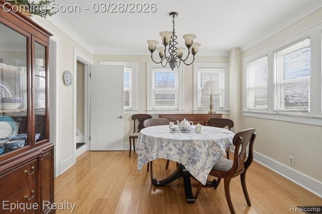 21416 Roosevelt Avenue, Farmington Hills, MI 48336