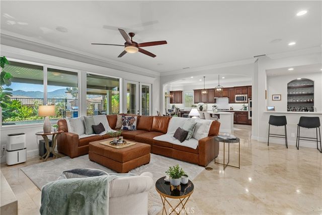 22861 ROYAL ADELAIDE, Murrieta, CA 92562