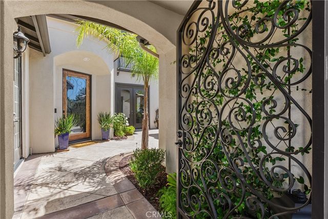 22861 ROYAL ADELAIDE, Murrieta, CA 92562