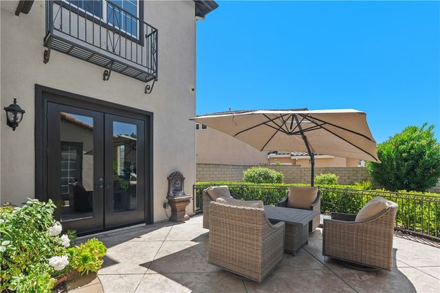 22861 ROYAL ADELAIDE, Murrieta, CA 92562