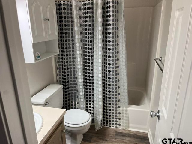 360 ACR 330, Palestine, TX 75803