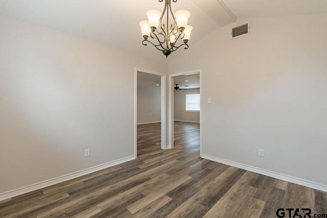 360 Anderson County Road 330, Palestine, TX 75803