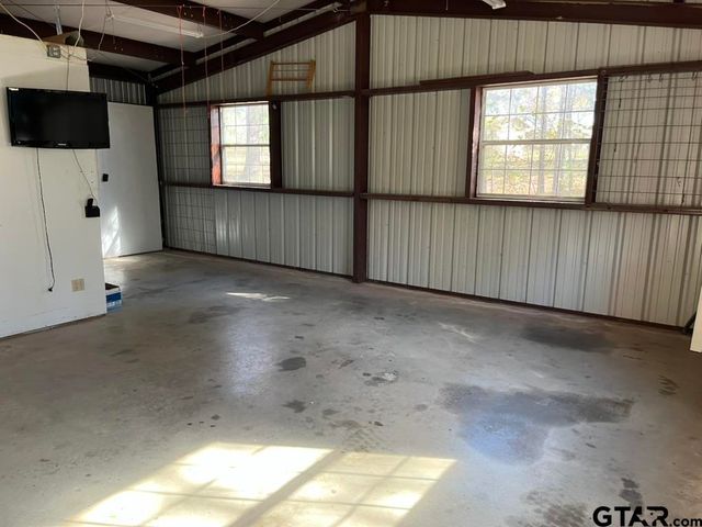 360 ACR 330, Palestine, TX 75803