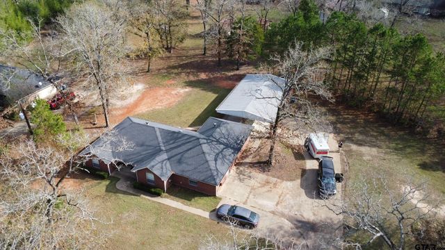 360 ACR 330, Palestine, TX 75803