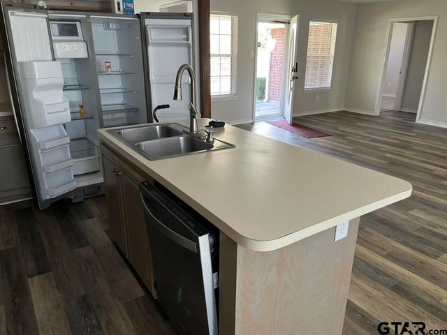 360 ACR 330, Palestine, TX 75803