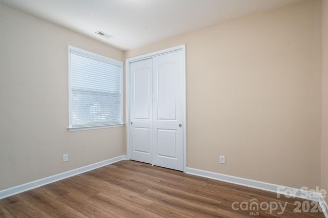 104 Barley Court, Mount Holly, NC 28120