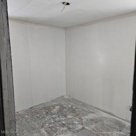 25650 Richards Avenue, Euclid, OH 44132