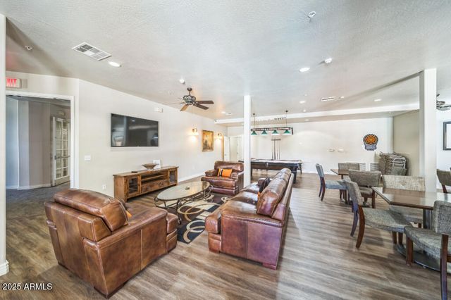 14575 W MOUNTAIN VIEW Boulevard 11212, Surprise, AZ 85374