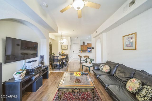 14575 W MOUNTAIN VIEW Boulevard 11212, Surprise, AZ 85374