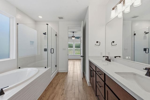 1102 Sage Thrasher CIR, Dripping Springs, TX 78620
