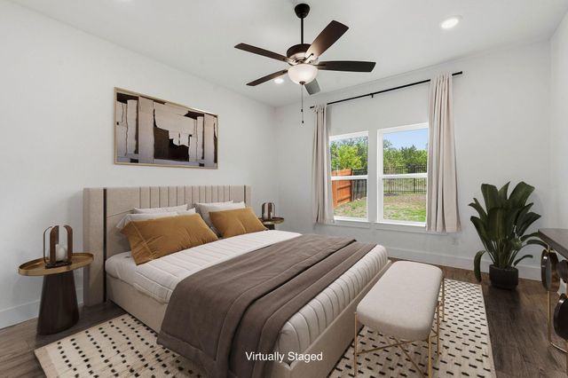 1102 Sage Thrasher CIR, Dripping Springs, TX 78620