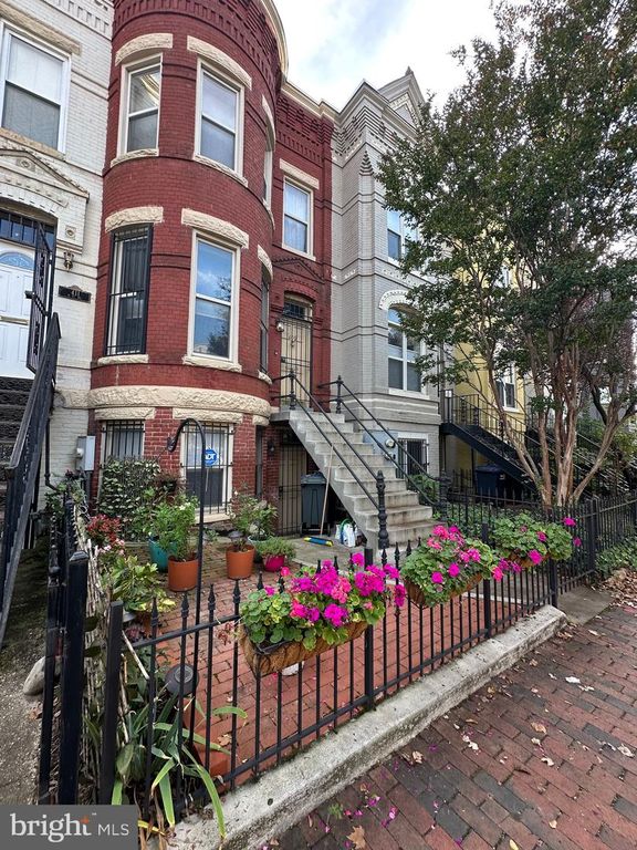 409 M ST NE, Washington, DC 20002
