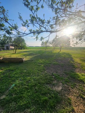 117 Howland Lane, Waxahachie, TX 75167