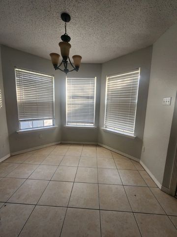 117 Howland Lane, Waxahachie, TX 75167