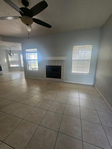 117 Howland Lane, Waxahachie, TX 75167