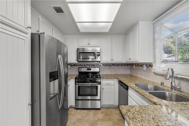 26964 Flo Lane 324, Canyon Country, CA 91351