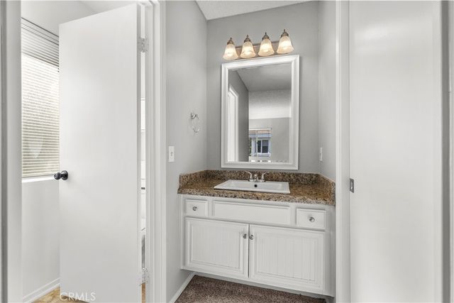 26964 Flo Lane 324, Canyon Country, CA 91351