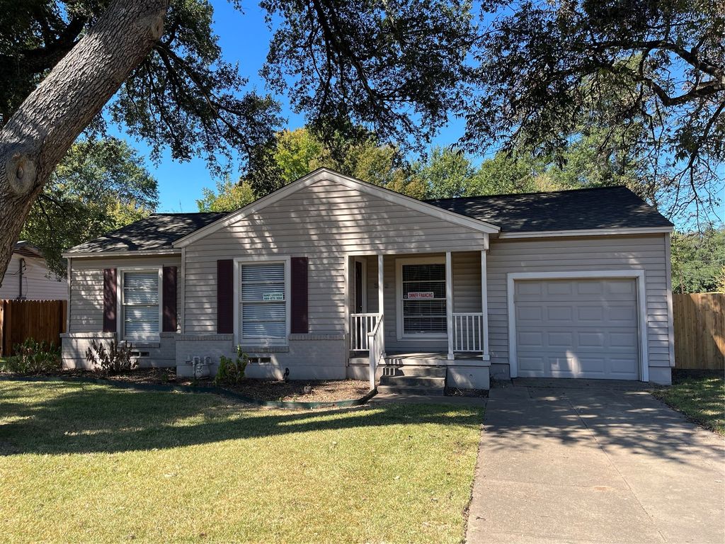 313 Grace Lane, Terrell, TX 75160