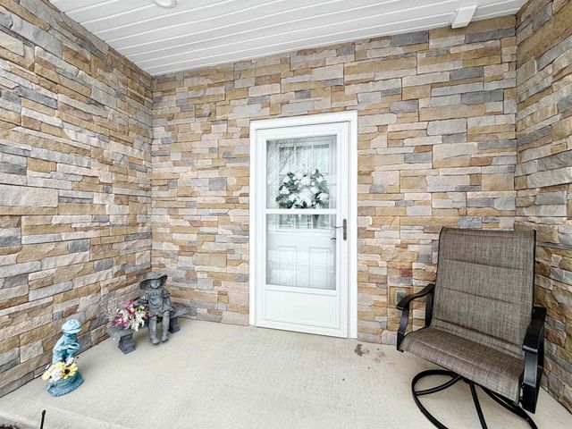 44 Sunrise Drive, St. Albans Town, VT 05478