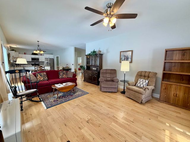 44 Sunrise Drive, St. Albans Town, VT 05478