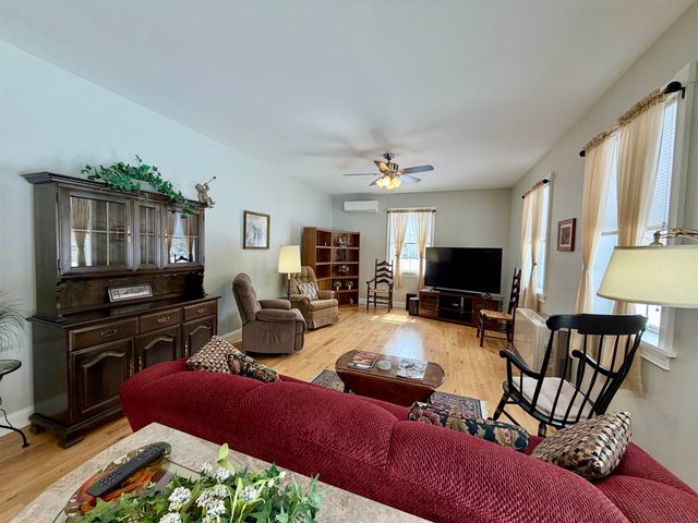 44 Sunrise Drive, St. Albans Town, VT 05478