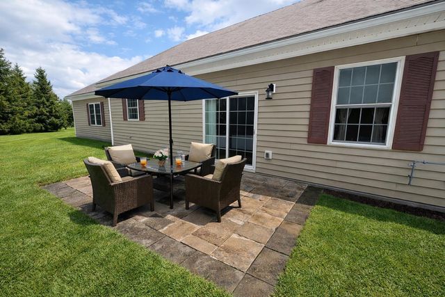 44 Sunrise Drive, St. Albans Town, VT 05478