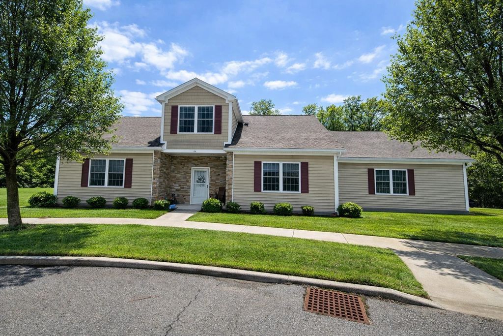 44 Sunrise Drive, St. Albans Town, VT 05478