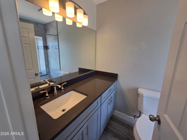 9033 W PURDUE Avenue, Peoria, AZ 85345