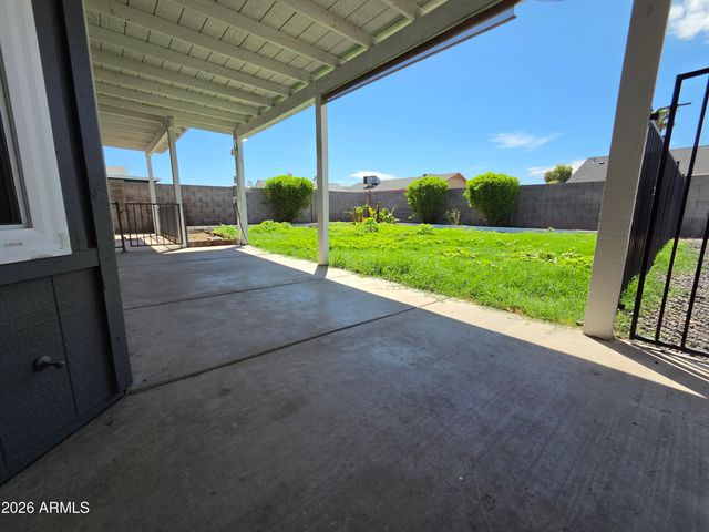 9033 W PURDUE Avenue, Peoria, AZ 85345