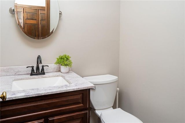 1507 Medinah Circle, Lawrence, KS 66047