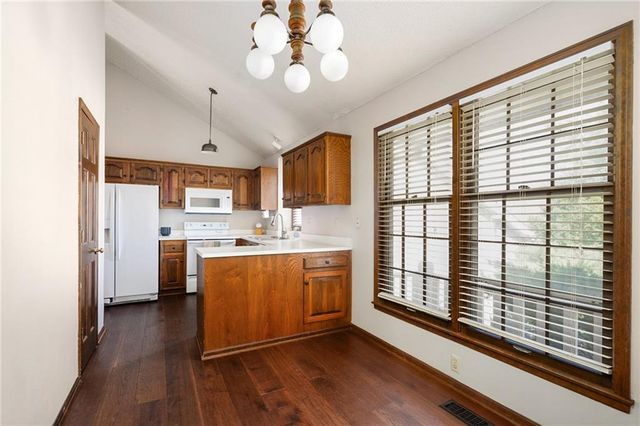 1507 Medinah Circle, Lawrence, KS 66047