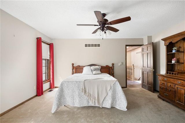 1507 Medinah Circle, Lawrence, KS 66047