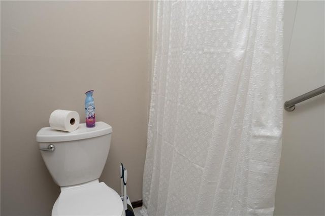 1507 Medinah Circle, Lawrence, KS 66047