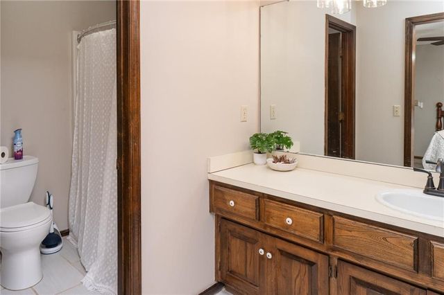 1507 Medinah Circle, Lawrence, KS 66047