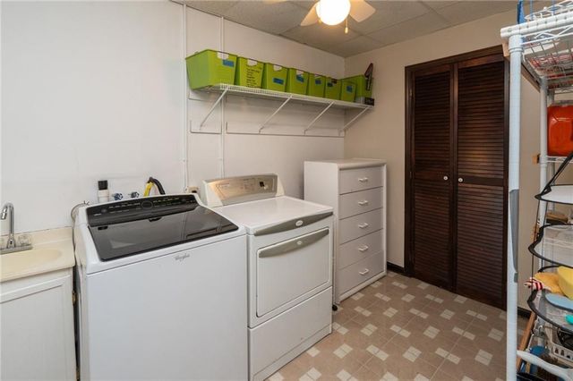 1507 Medinah Circle, Lawrence, KS 66047