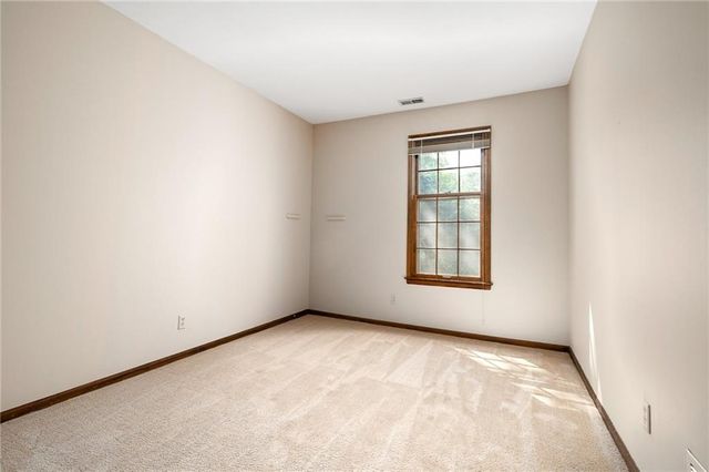 1507 Medinah Circle, Lawrence, KS 66047